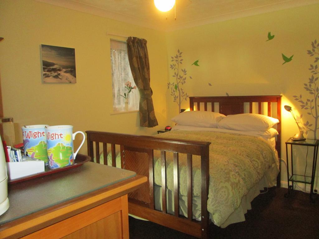 Crossways House Bed And Breakfast East Cowes Cameră foto